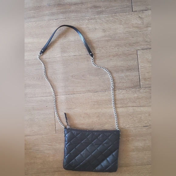 Kate Spade Gold Coast Ginnie Quilted Leather Crossbody Bag. - Picture 8 of 16